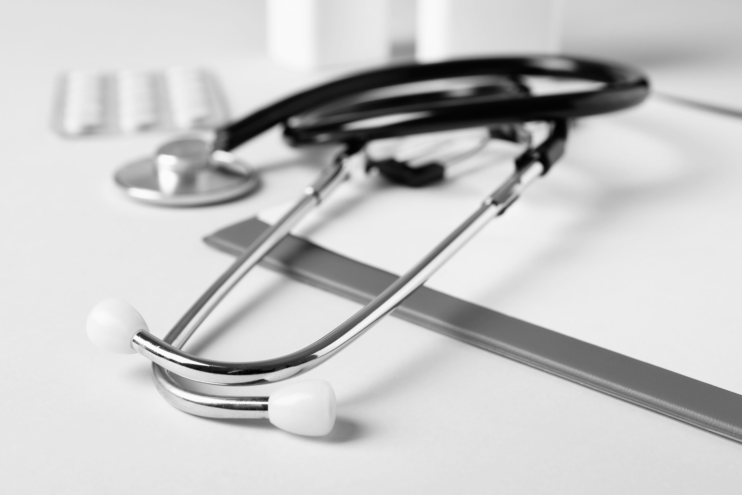 Appalti sanitari: l’UE attiva per la prima volta l’International Procurement Instrument e introduce limiti alle forniture di origine cinese.