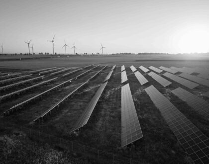 Rinnovabili 2026: semplificazione autorizzativa, recepimento RED III e sostegno a imprese e famiglie